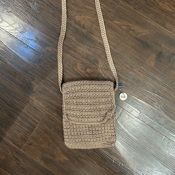 THE SAK Crocheted Shoulder Crossbody Purse Handbag Small Bag-  Taupe - Picture 2 of 7